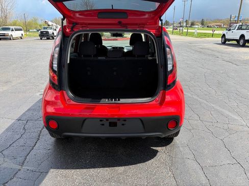 Used 2019 Kia Soul FWD image 9