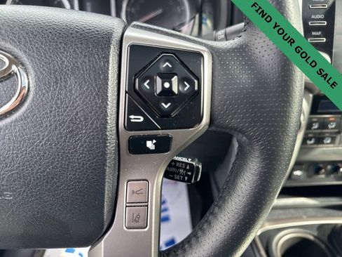 Used 2022 Toyota 4Runner Limited image 18