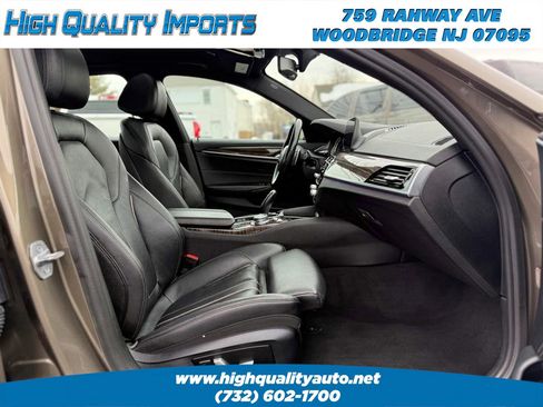 Used 2017 BMW 530i xDrive AWD/4WD image 21