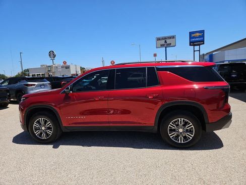 Used 2026 Chevrolet Traverse LT w/ Driver Confidence Package FWD image 5
