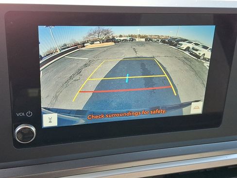 Used 2025 Toyota Tacoma SR5 image 19