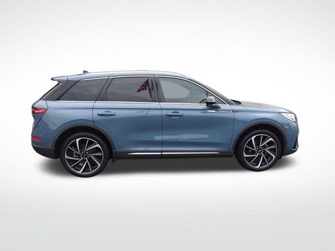 Used 2023 Lincoln Corsair Reserve w/ Equipment Group 202A AWD/4WD image 8