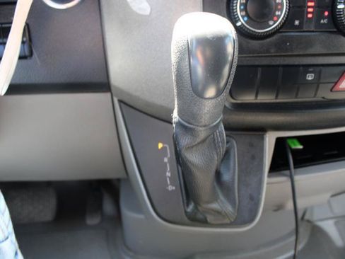Used 2012 Mercedes-Benz Sprinter 2500 image 18