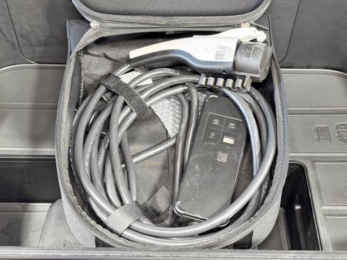 Used 2024 Kia EV9 Land AWD/4WD image 6