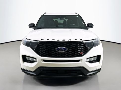 Used 2022 Ford Explorer ST w/ Equipment Group 401A AWD/4WD image 2