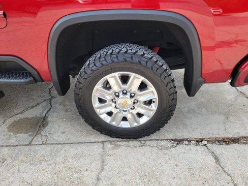 Used 2023 Chevrolet Silverado 2500 High Country w/ Technology Package image 7