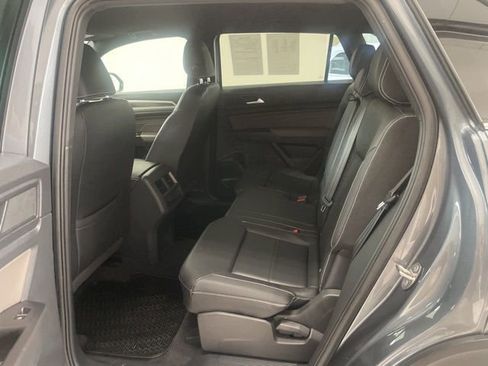 Certified 2023 Volkswagen Atlas Cross Sport SE image 8