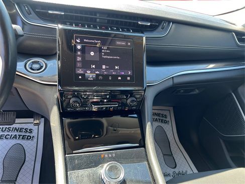 Used 2022 Jeep Grand Cherokee L Laredo w/ Luxury Tech Group I image 13