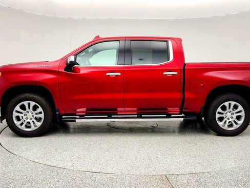 Used 2025 Chevrolet Silverado 1500 LTZ w/ LTZ Premium Package image 8