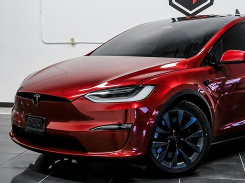Used 2023 Tesla Model X image 8
