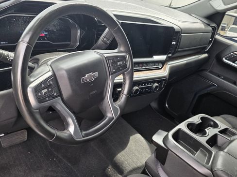 Used 2023 Chevrolet Silverado 1500 LT Trail Boss w/ Protection Package image 12