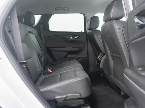 Used 2024 Chevrolet Blazer LT AWD/4WD image 13