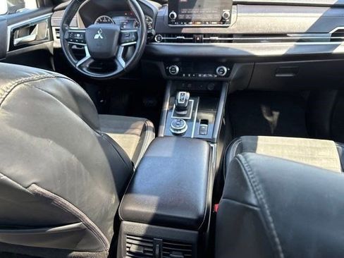 Used 2022 Mitsubishi Outlander SEL Black Edition AWD/4WD image 38