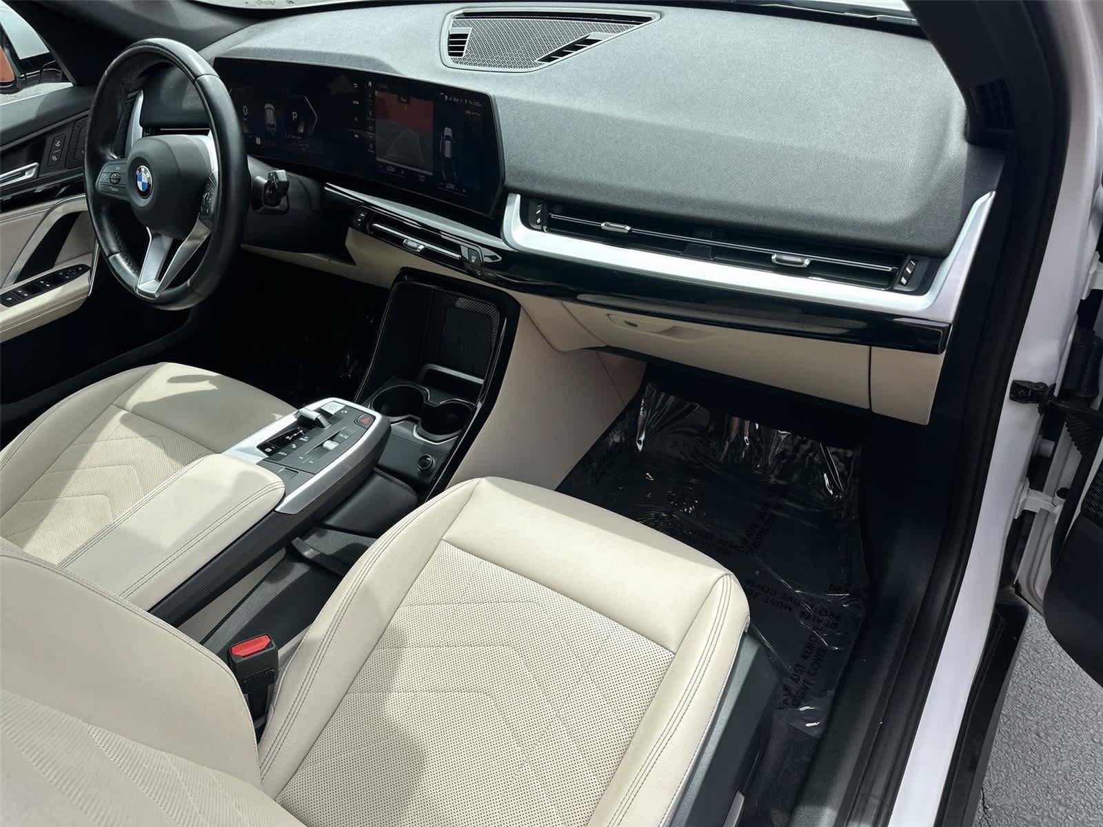 Used 2023 BMW X1 xDrive28i AWD/4WD image 13
