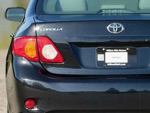 Used 2009 Toyota Corolla LE FWD image 13