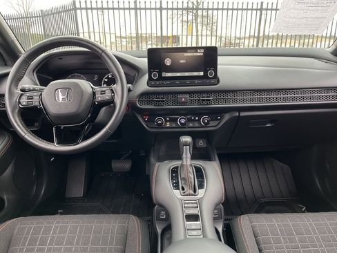 Used 2023 Honda HR-V Sport image 16