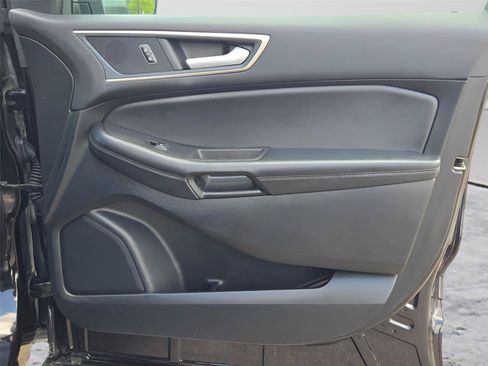 Used 2024 Ford Edge SEL AWD/4WD image 7
