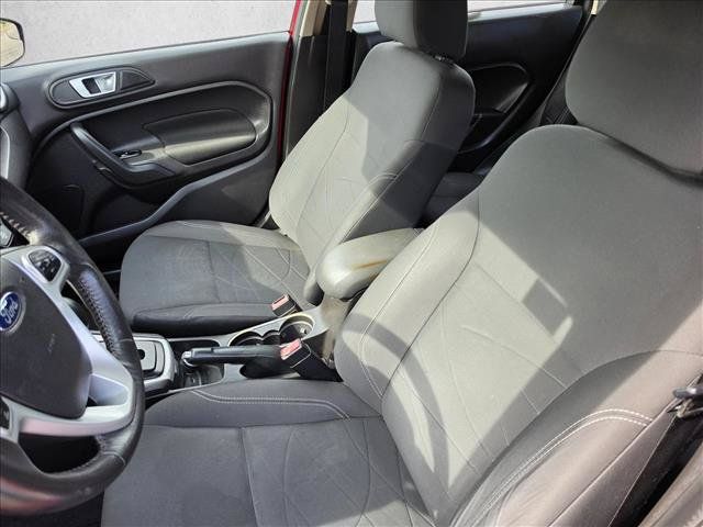 Used 2015 Ford Fiesta SE FWD image 22