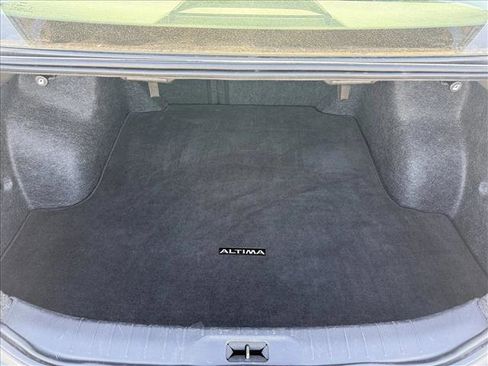 Used 2024 Nissan Altima 2.5 SV image 7