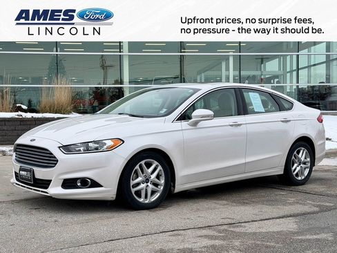 Used 2016 Ford Fusion SE w/ Equipment Group 202A image 1