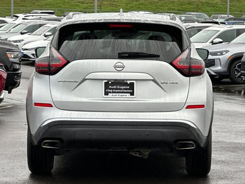 Used 2023 Nissan Murano SV image 4