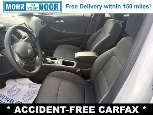 Used 2017 Chevrolet Cruze LT w/ Convenience Package image 13