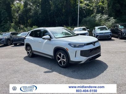 New 2025 Volkswagen Tiguan SE