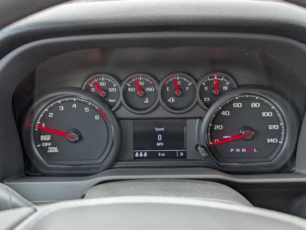 New 2026 Chevrolet Silverado 1500 Custom w/ LPO, Dark Essentials Package RWD image 21