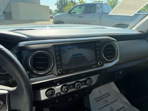 Certified 2022 Toyota Tacoma SR5 w/ SR5 Appearance Package (SM) AWD/4WD image 21