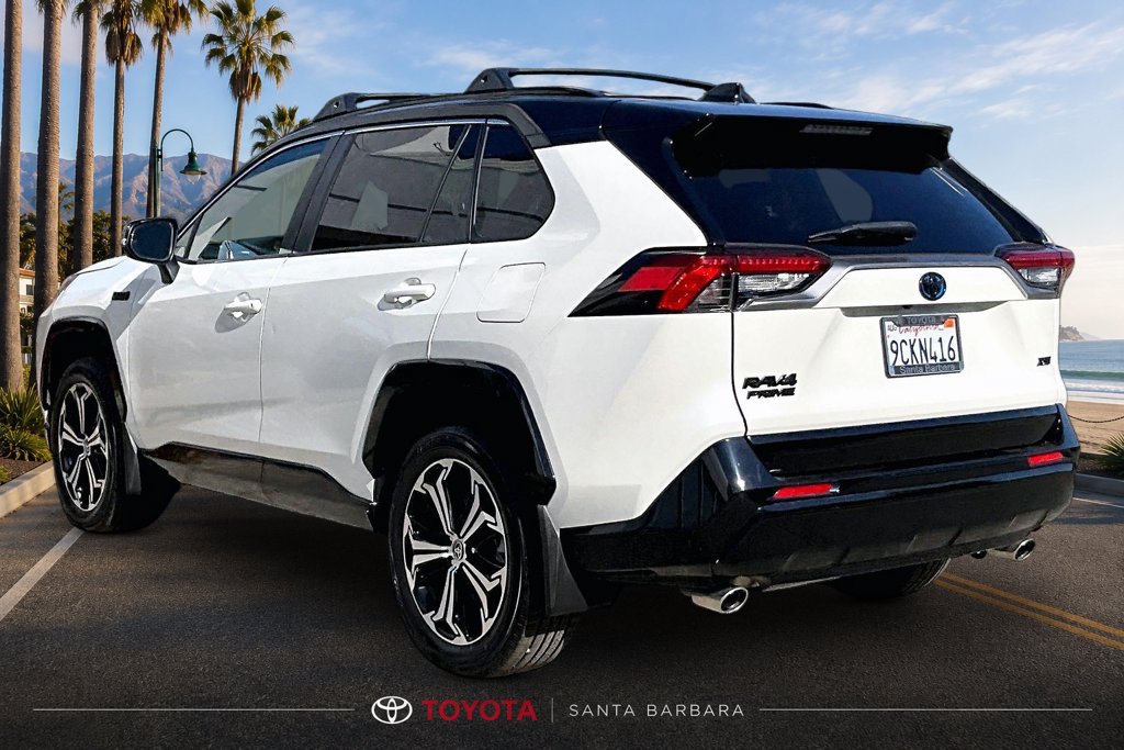 Used 2022 Toyota RAV4 XSE w/ Weather Package AWD/4WD image 4