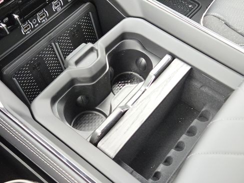 New 2026 RAM 3500 Limited image 18