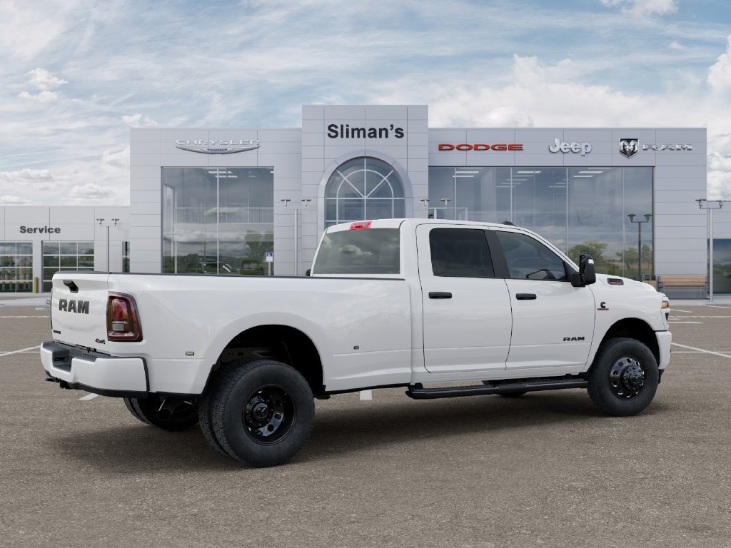 New 2026 RAM 3500 Big Horn AWD/4WD image 5