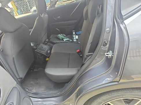 Used 2022 Honda HR-V EX image 8