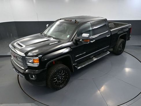Used 2018 GMC Sierra 2500 Denali w/ Duramax Plus Package image 62