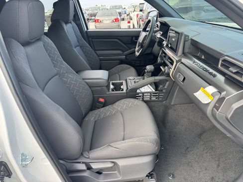 New 2026 Toyota Tacoma SR5 image 8