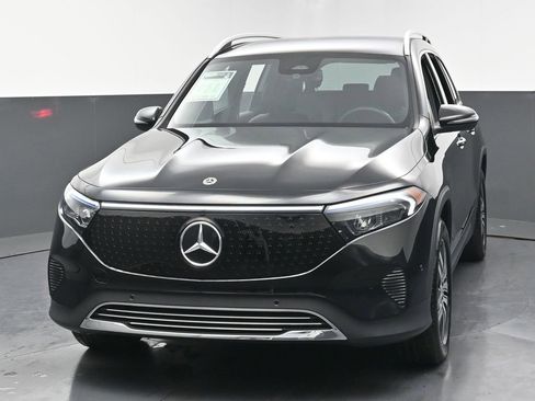 Used 2025 Mercedes-Benz EQB 250+ w/ Winter Package image 41