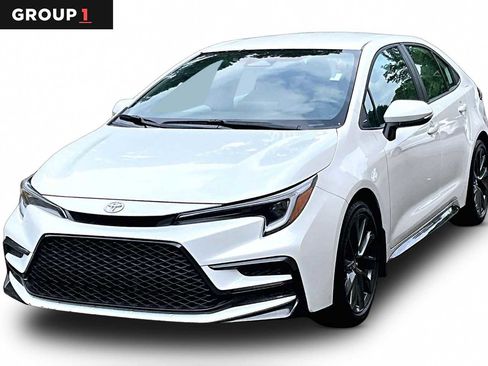 Certified 2025 Toyota Corolla SE w/ Convenience Package FWD image 1