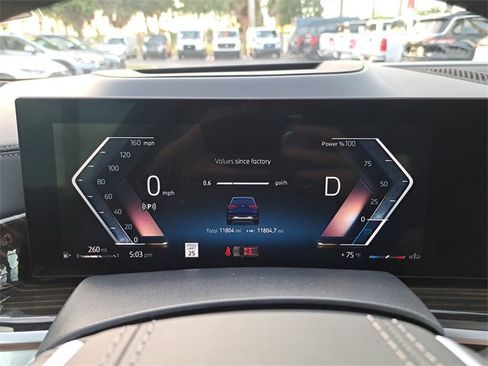 Used 2025 BMW X5 sDrive40i w/ Premium Package image 26