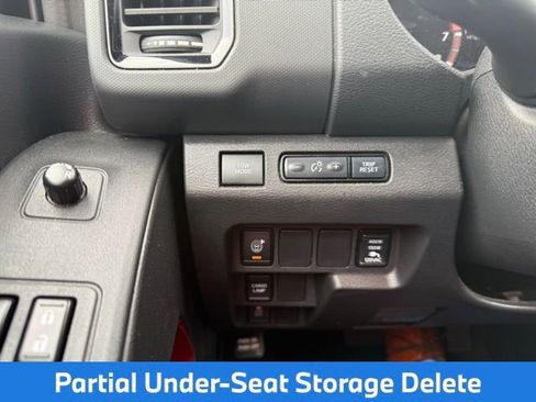 Used 2024 Nissan Frontier Pro-X w/ Pro Convenience Package image 30