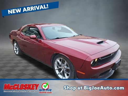 Used 2022 Dodge Challenger GT image 1