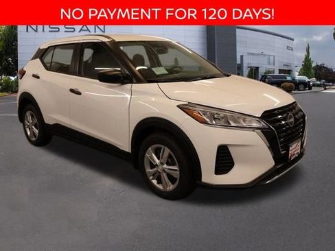 New 2025 Nissan Kicks Play S image 21