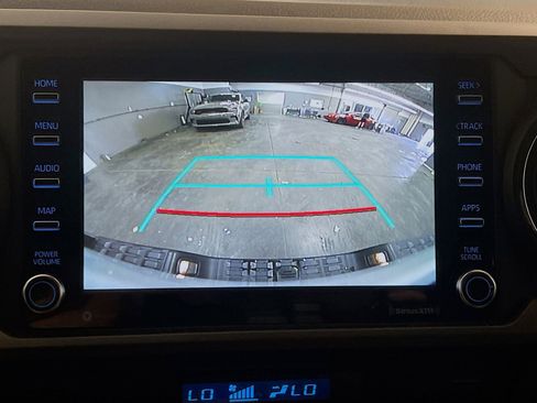 Used 2023 Toyota Tacoma TRD Off-Road w/ Black Out Package (TMS) AWD/4WD image 9