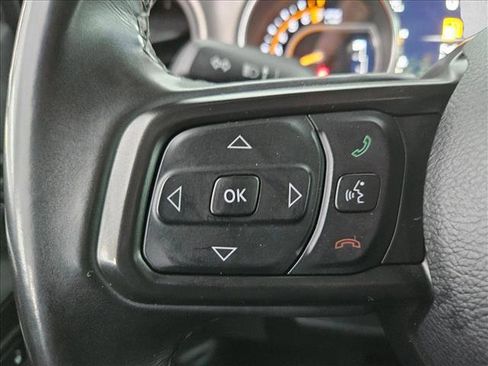 Used 2022 Jeep Gladiator Willys image 15