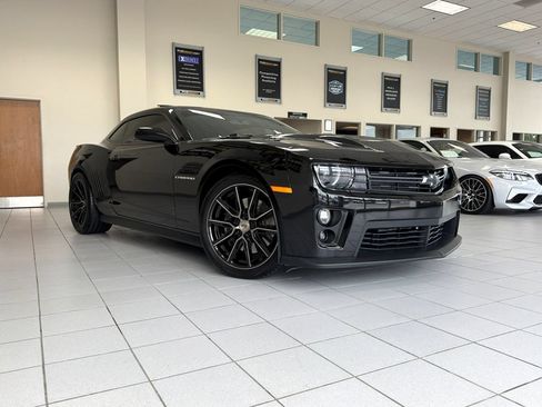 Used 2013 Chevrolet Camaro ZL1 RWD image 10