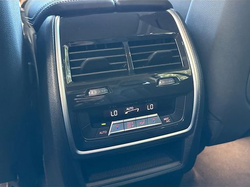 Certified 2023 BMW X7 xDrive40i image 26
