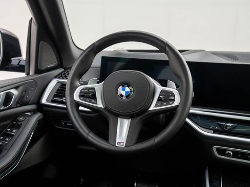 Certified 2025 BMW X5 xDrive40i w/ Executive Package image 10