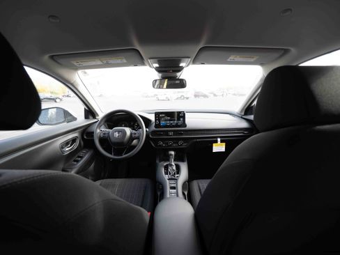 New 2026 Honda HR-V LX image 19