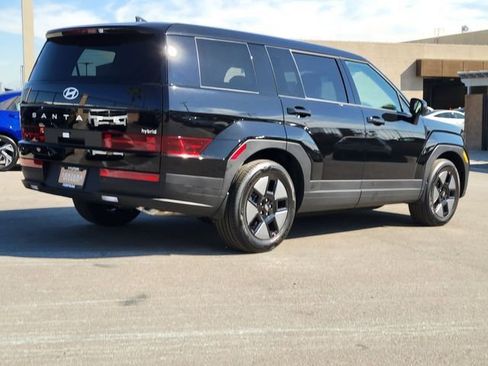 New 2026 Hyundai Santa Fe SE image 2