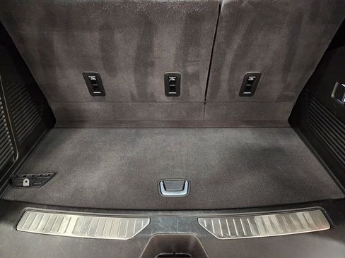 Used 2024 GMC Yukon Denali image 57