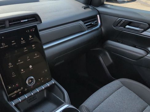 Used 2025 GMC Terrain Elevation image 34